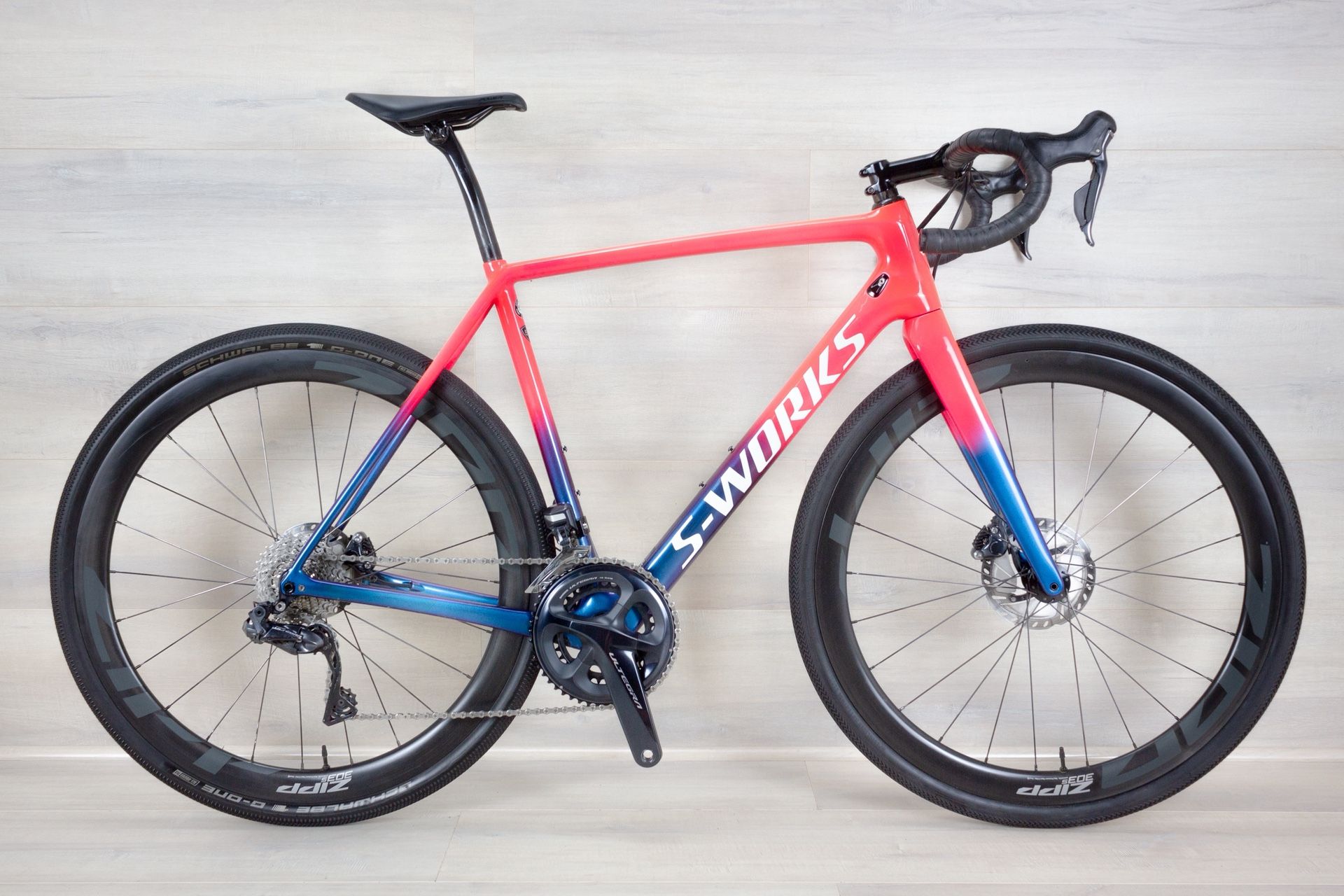 Specialized Crux S-Works, Size- 56, Carbon fiber gravel & road bike, Carbon Zipp 303 s wheels