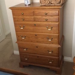 3 piece. Oak bed set