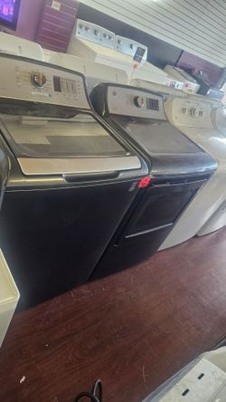 Ge Washer and dryer set