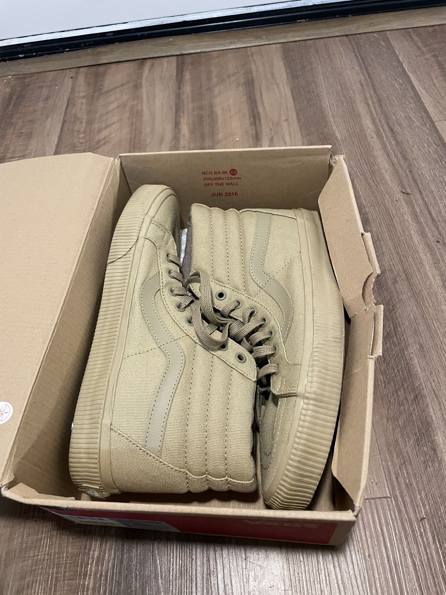 Vans Khaki Size 9