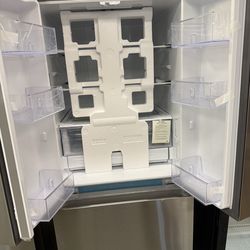 30 W Refrigerator French Door