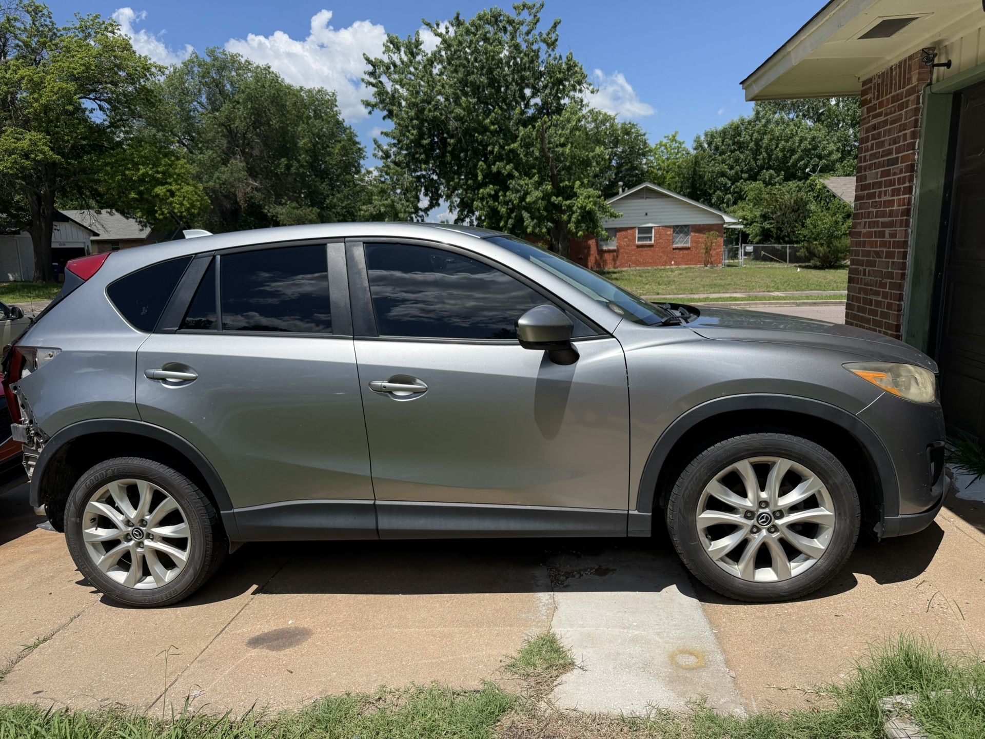 Car Mazca Cx5
