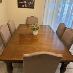 Dinning Table