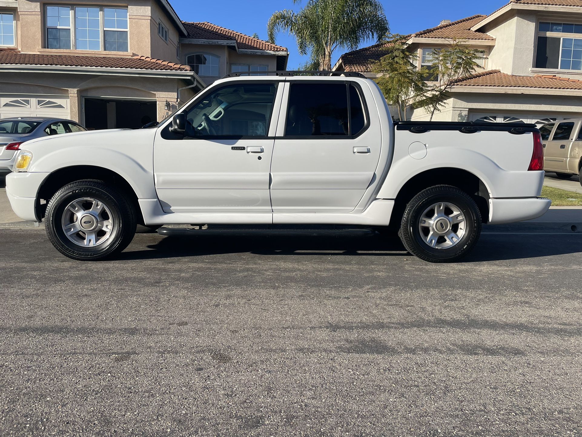 2004 Ford Explorer