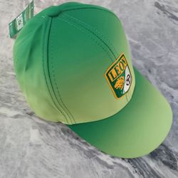 2 hats