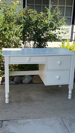 Pottery Barn White Wooden 3-Drawer Desk 45 W 30 H 23 D