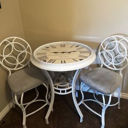 Unique Clock Table & Chair Set – Vintage Café Style