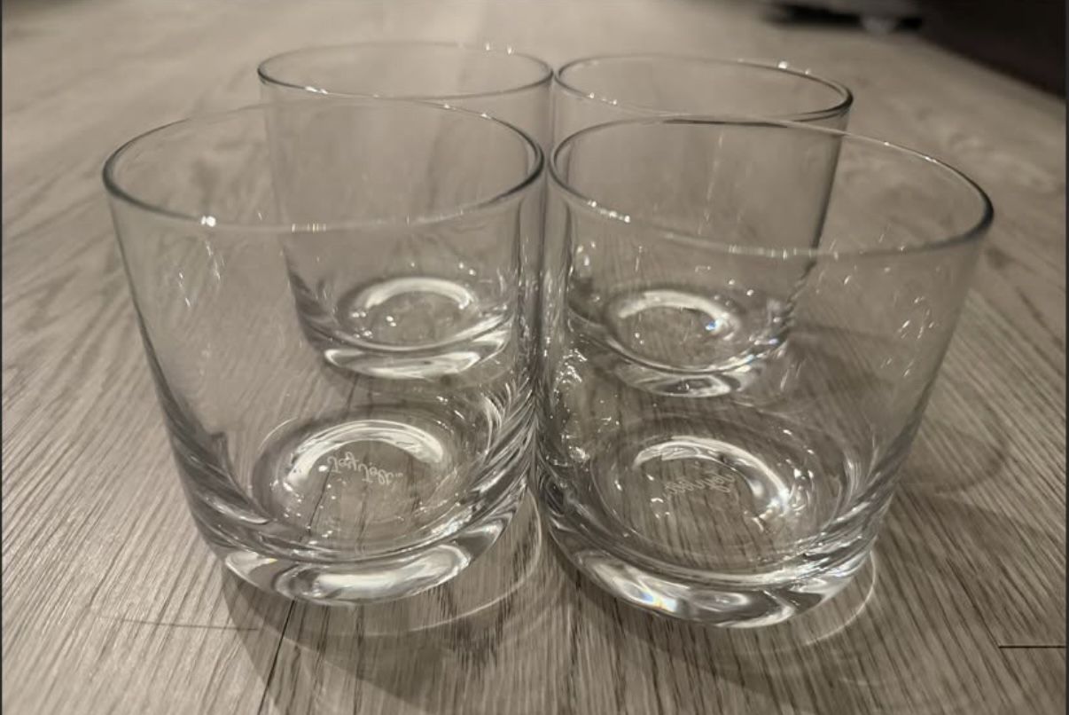 JoyJolt Nova Whiskey Glasses - Set of 4 (10 oz each) - New