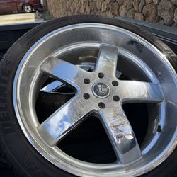 305/35/24 wheels and tire