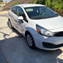 2014 KIA Rio LX