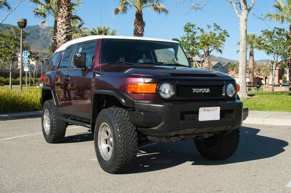 07 Toyota Fj Cruiser Lifted 4x4 16500 119k Miles For Sale In