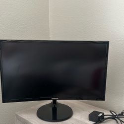 Samsung 22 inch curve monitor 