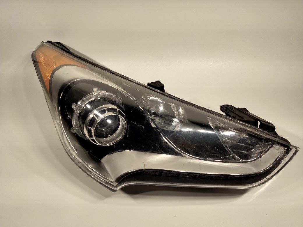 2013 2014 2015 2016 2017 Hyundai Veloster Turbo Passenger Headlight w/ Projector RH
