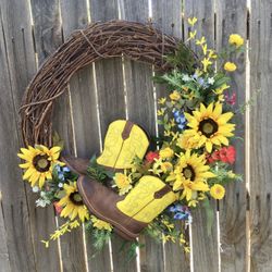 24” Handcrafted Texas Wildflower Wreath