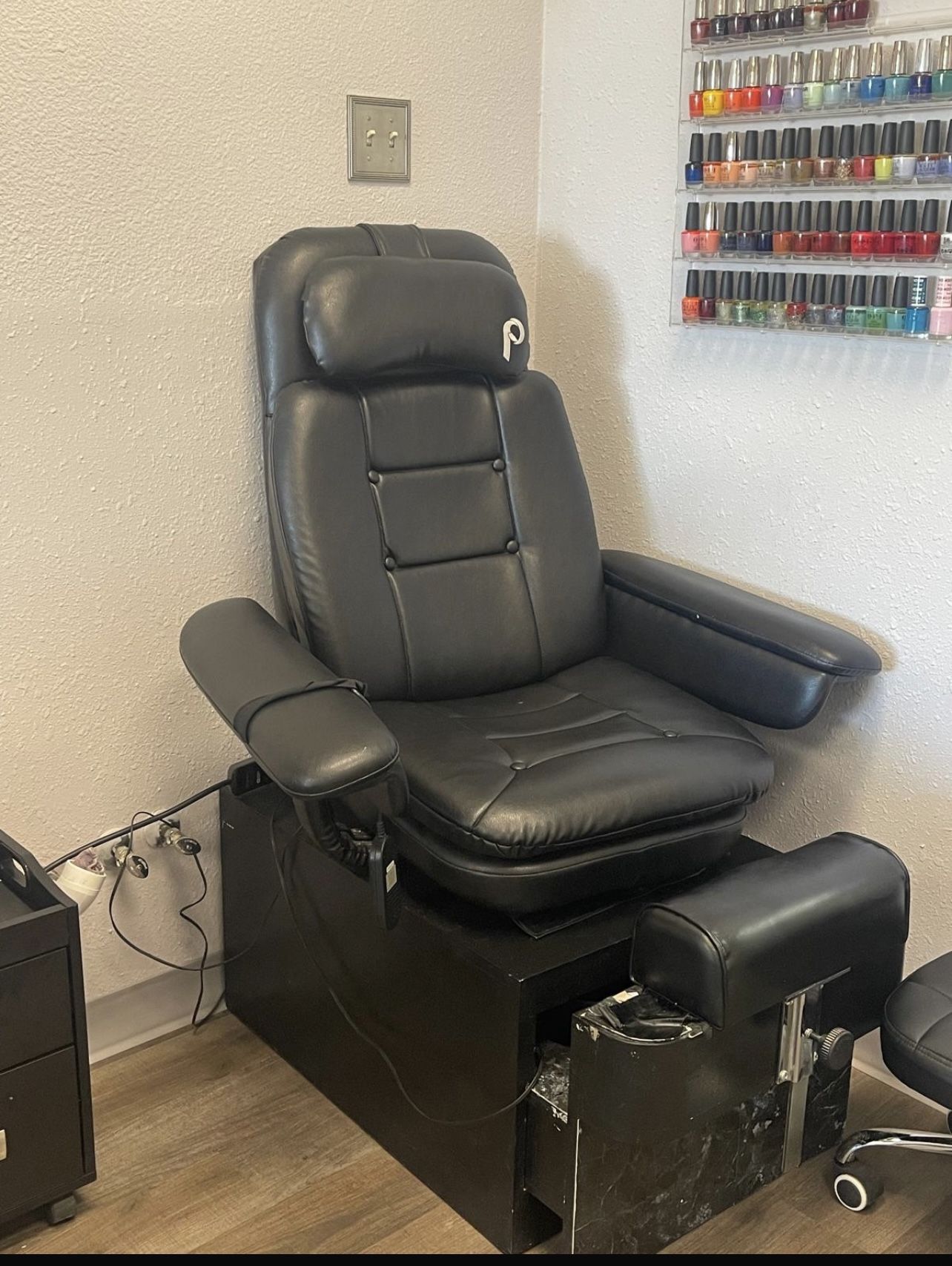 pedicure chair