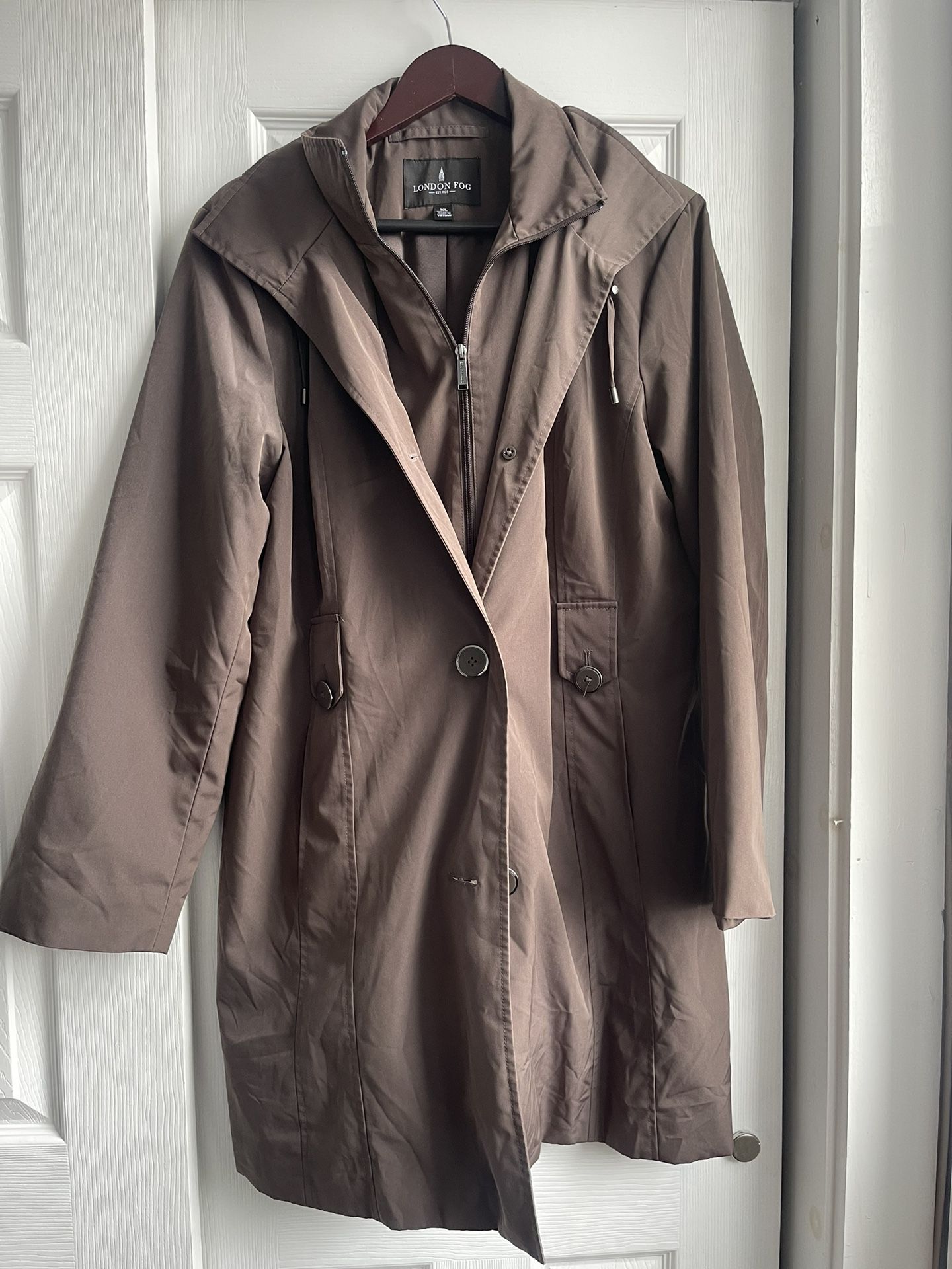 LONDON FOG HOODED TRENCH COAT • ZIP-UP | SIZE XL *NO BELT*
