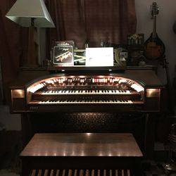 Baldwin Cinema II Organ