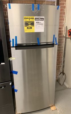 New Whirlpool 28in. Stainless steel top freezer refrigerator with 6 months warranty