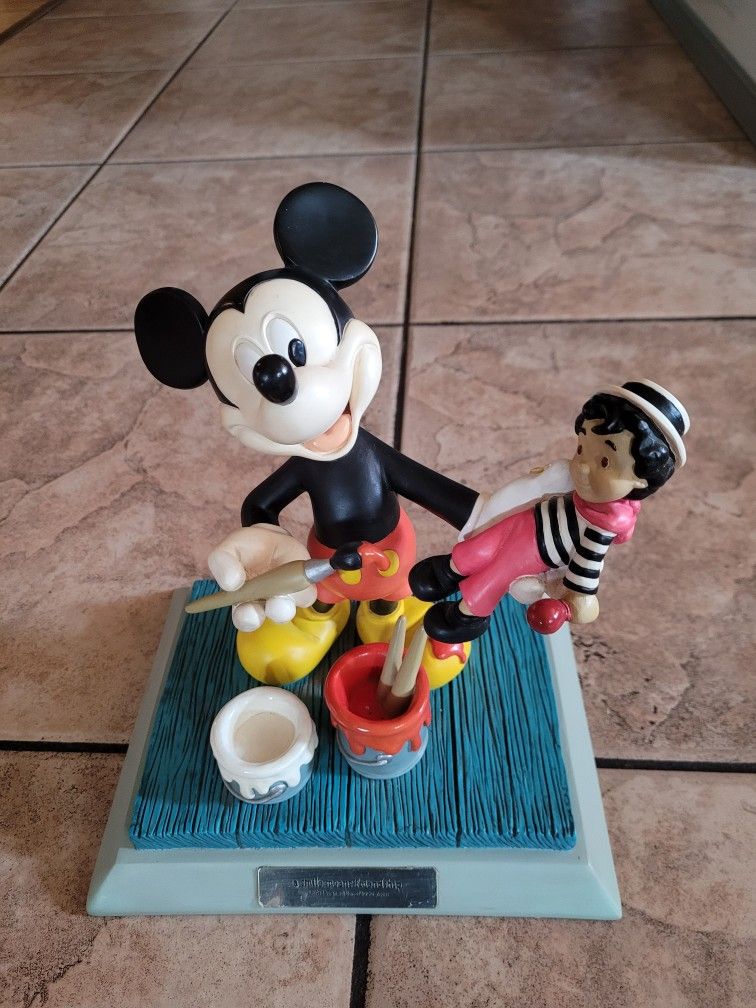 MICKEY MOUSE STATUE, 23 YEARS OLD & ARTIST SIGNED