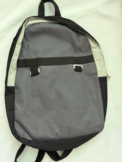 BACKPACK GRAY