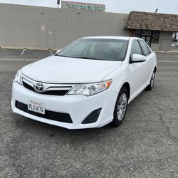 2012,Toyota Camry Le