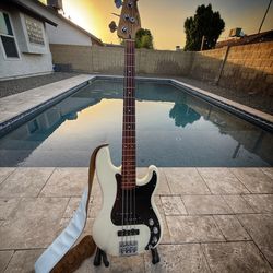 WTT / WTS Fender Deluxe Precision