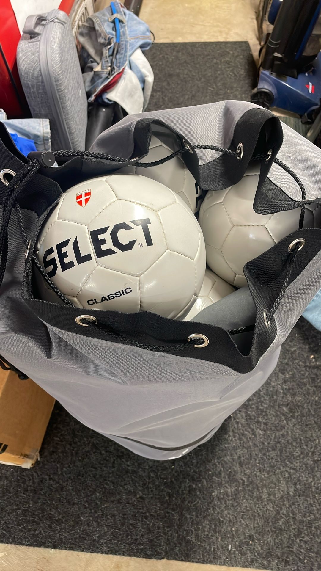 20 Select Balls Hand stitched Size 3 With Ball Bag