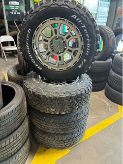 Wheel and tire set