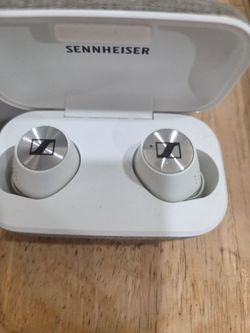 Head phones