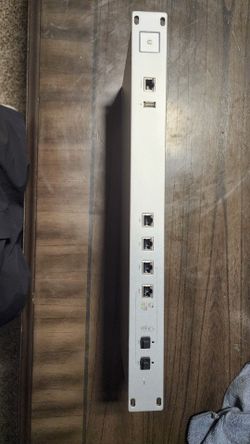 Ubiquiti UniFi Security Gateway Pro USG-PRO-4 – Like New | Works Great