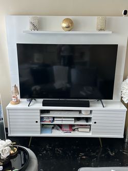 White TV Stand/entertainment center