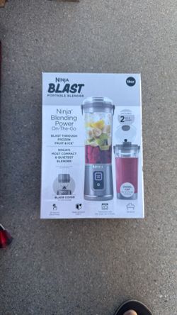 Ninja CL155AGY Blast Portable Blender, 2 18oz. Vessels & Lids, BPA Free, Water Resistant