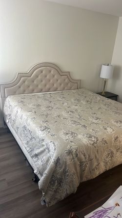 King Bedframe, Headboard & Mattress