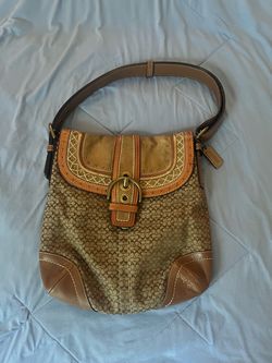 Coach Signature Canvas Shoulder Bag