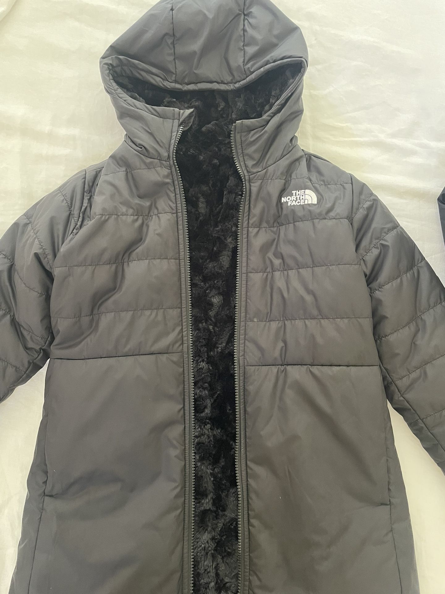 The North face Reversible jacket Kids size XL (14/16)