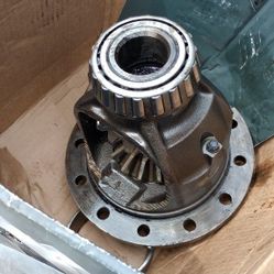 Stock OEM Differential For Ford F350