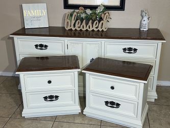 Dresser Set