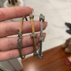 Mom Set Of Three Gold Bracelets