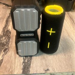 Two Speakers  Bluetooth 