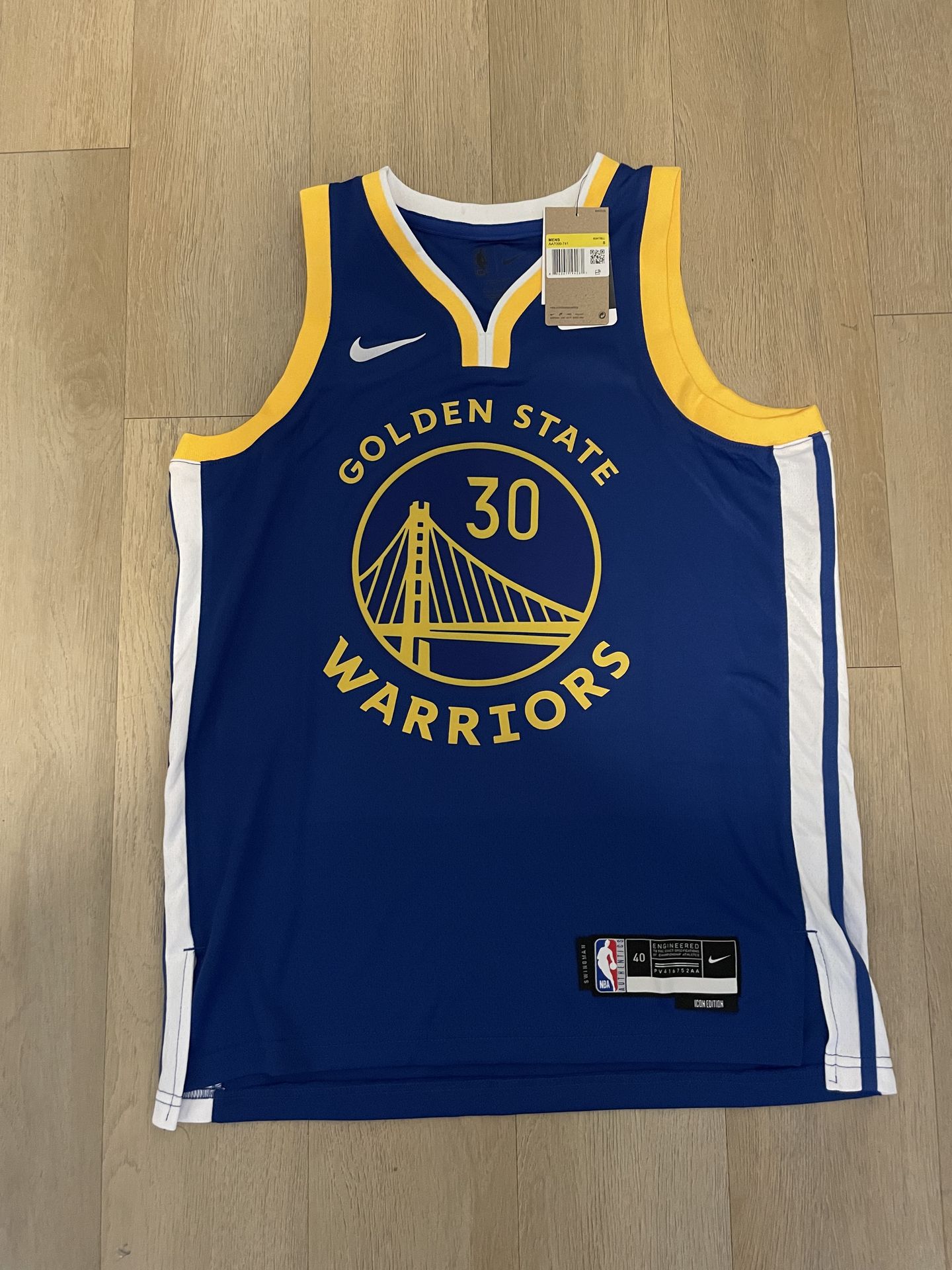 Golden State Warriors Steph Curry Jersey - Men’s Small