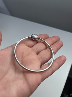 Pandora clasp bangle