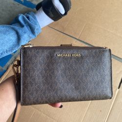 Mk Wallet