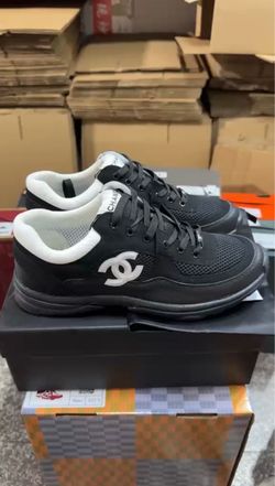 Chanel low top runners size 11