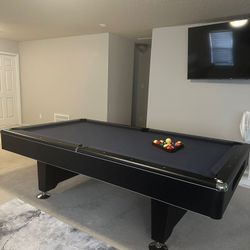 Brunswick Black Wolf Pool Table