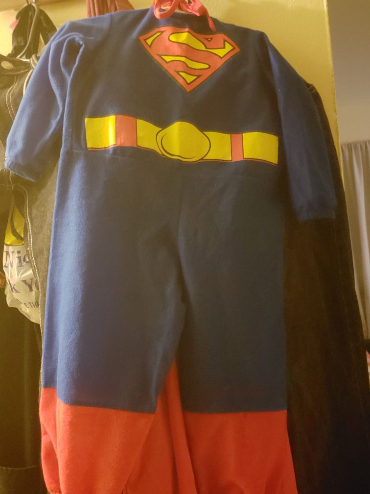 Size 2t Halloween costume super man