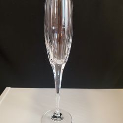 11" FLUTE Champagne Glasses- Crystal, Set Of  8.  Great For Spring Brunch or Wedding Toast.  Make An Offer!!