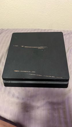 PlayStation 4 slim
