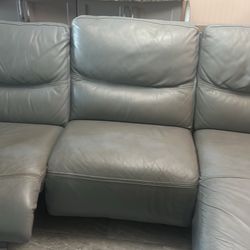 Comfy Leather Couch With Chise