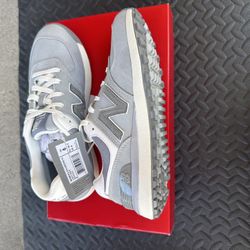 New Balance Women’s 574