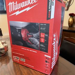 New Milwaukee M 12 Drain Snake Kit
